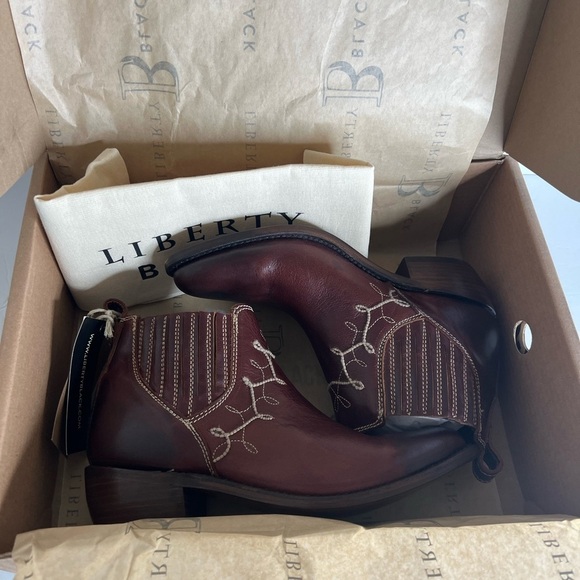 Liberty Black Romina Genuine Leather Bootie - Picture 14 of 16